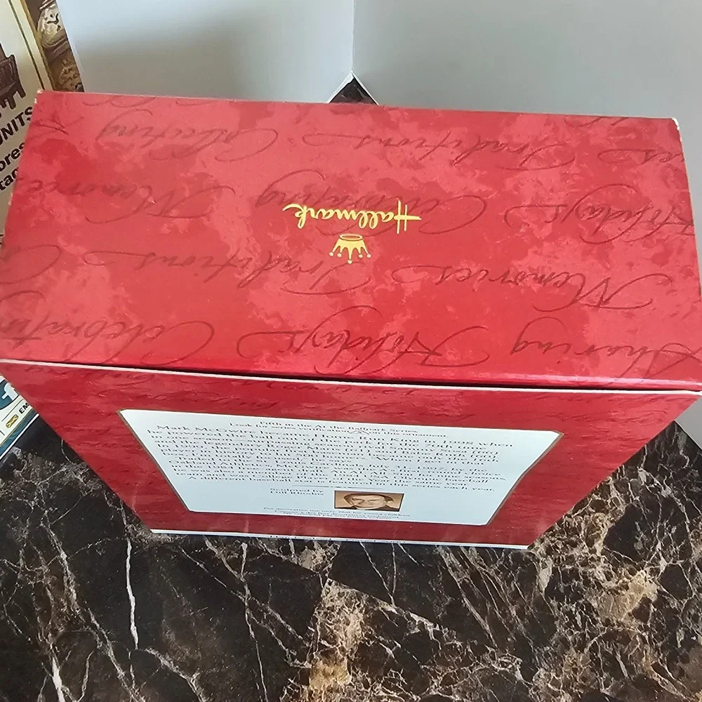 Hallmark Keepsake Ornament 2000 Mark McGwire St Louis Cardinals At the Ballpark